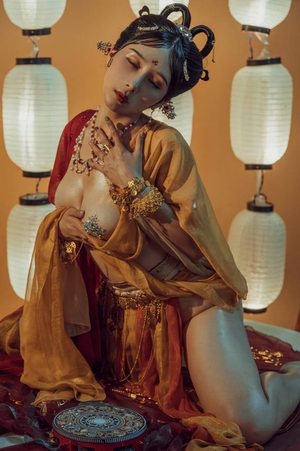 秋和柯基 –NO.052 红尘梦 秋和柯基&奶桃[40P1V/701MB]