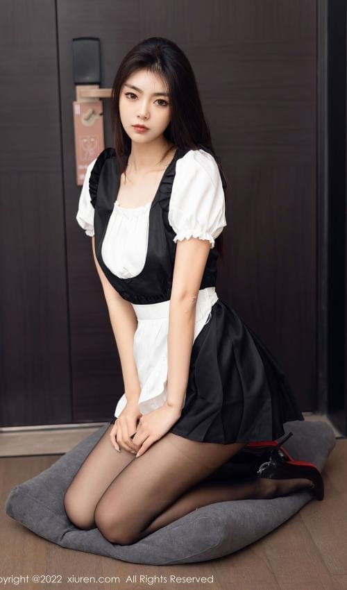 [Xiuren秀人网]2022.10.13 NO.5706 可乐Vicky[60+1P／498MB]