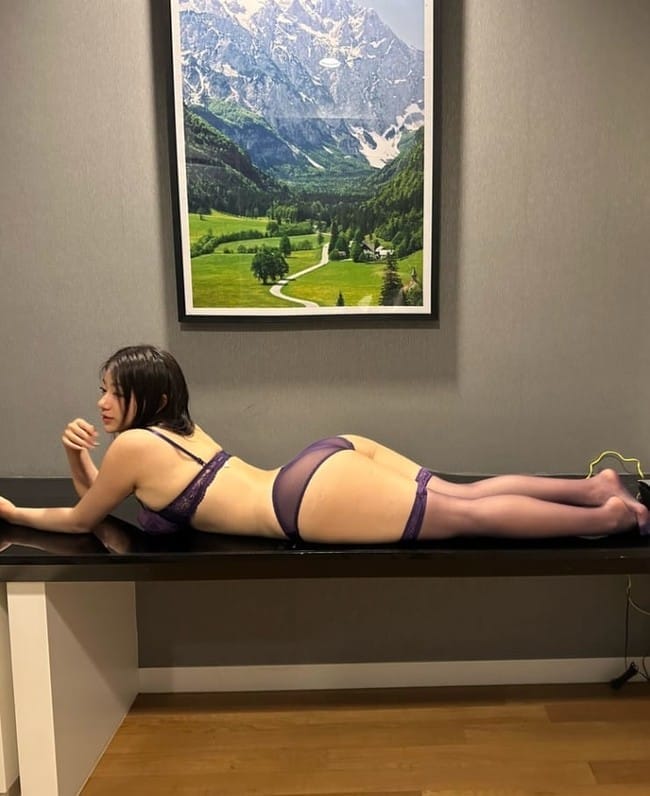 [微密圈]奶宝妹纸 –酒店情趣[68P1V-278M]