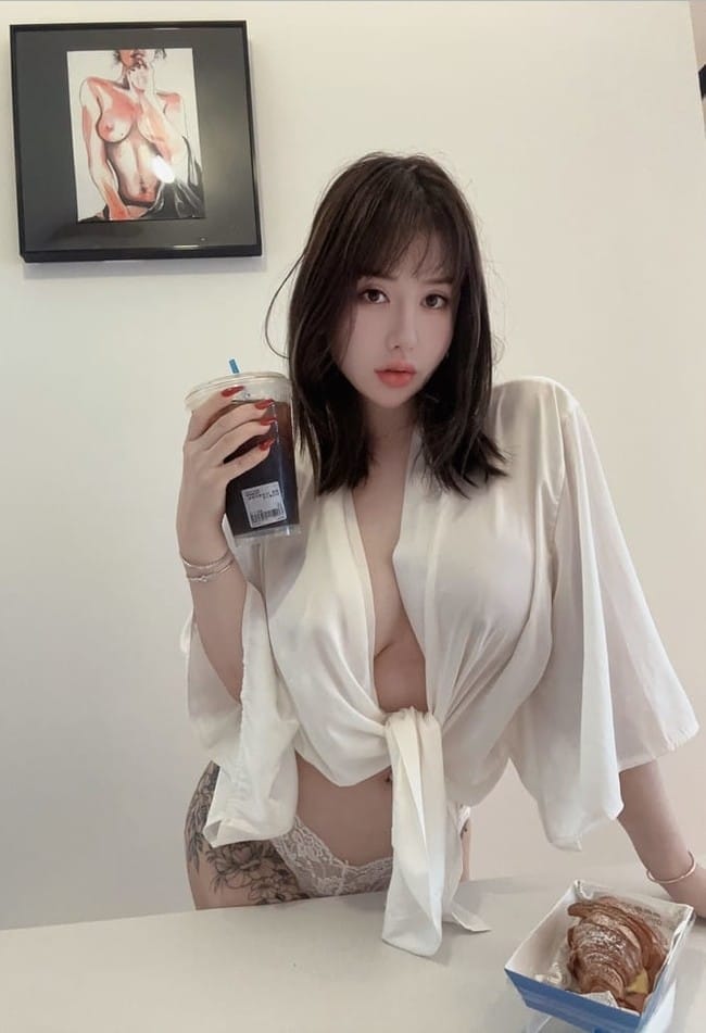 [微密圈]阿色 –奶量十足 [13P3V-100M]