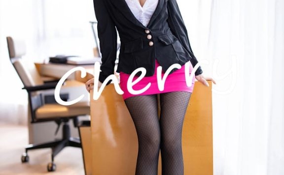 秀人网 – 2020.09.10 Vol.2553 绯月樱-Cherry[81P740M]