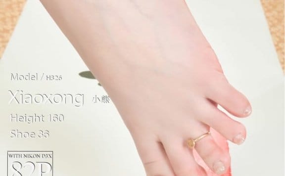 [Ligui丽柜]2021.08.02 《丝情袜意》小熊 [82+1P/100MB]