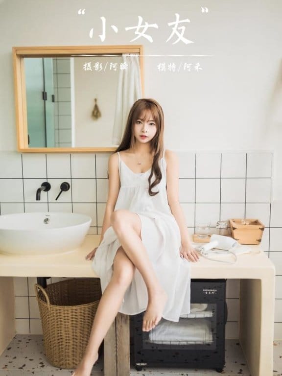 [YALAYI雅拉伊]2022.05.13 NO.932 小女友 阿禾[41+1P／378MB]