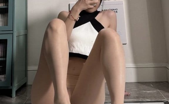 [微密圈]陈妮妮 –美足艺术 [51P-143M]