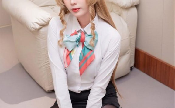 轩萧学姐 – NO.074 碧蓝航线 安德烈亚·安心舒适之旅 [50P1V-760MB]